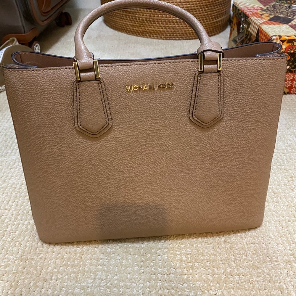Michael Kors tan purse NEW!